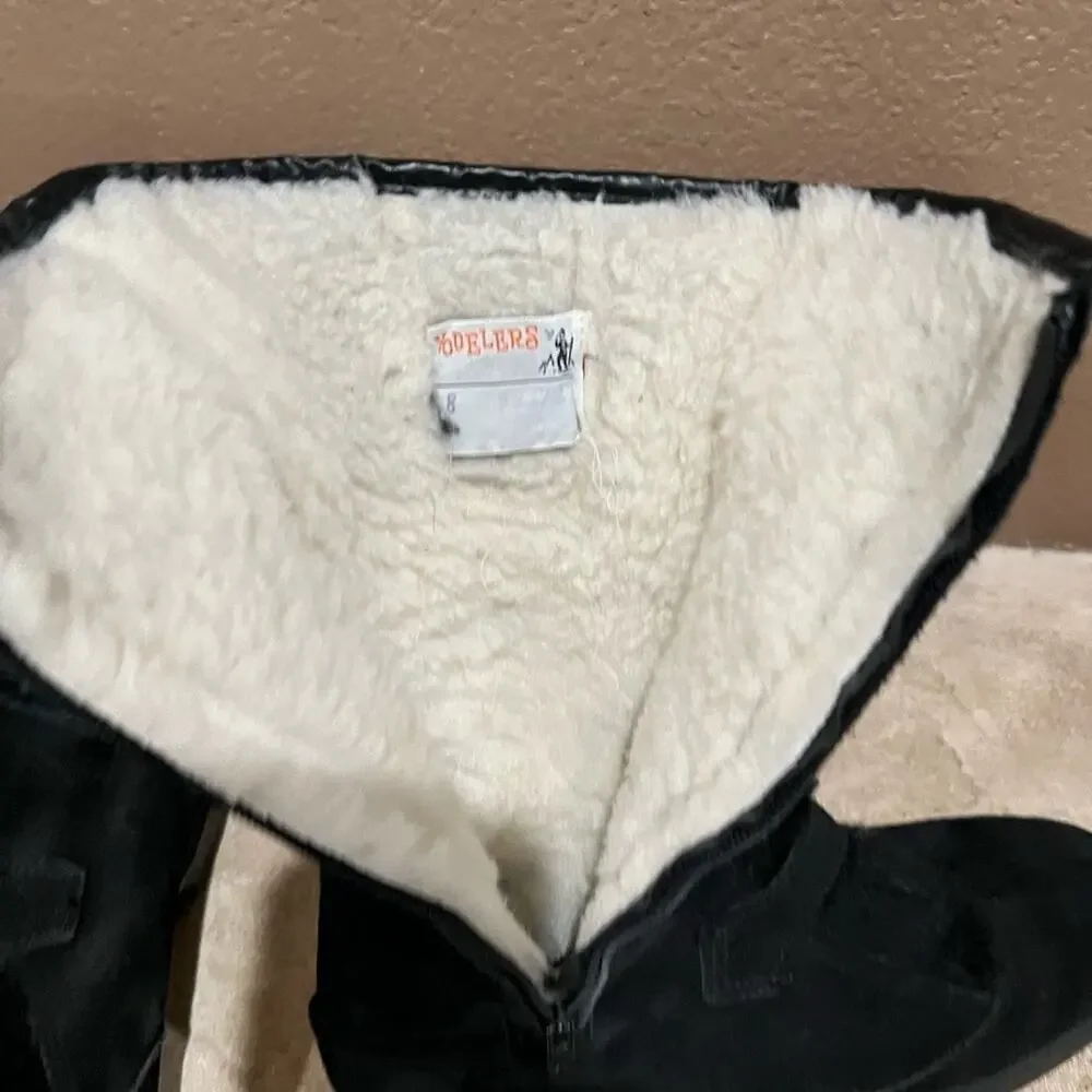 Yodelers black faux fur winter boots Vintage size 8 fuzzy and warm